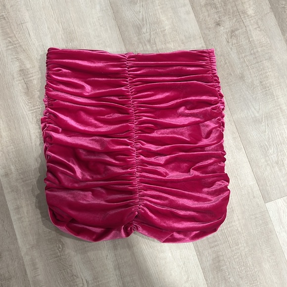 Hot pink Zara mini skirt - Picture 10 of 13